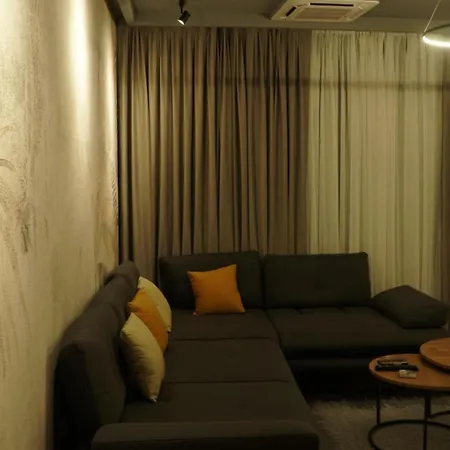 Kalpazo Lakescape Apartment *