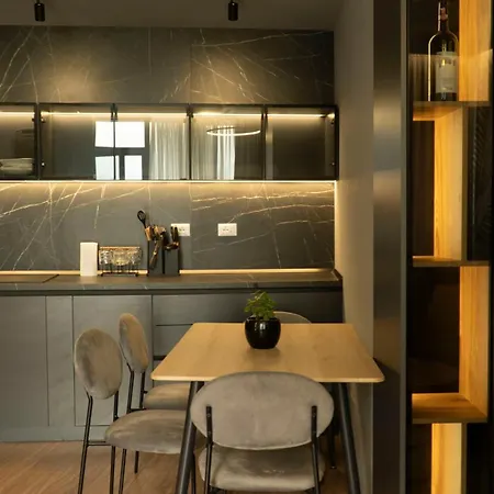 Kalpazo Lakescape Apartment